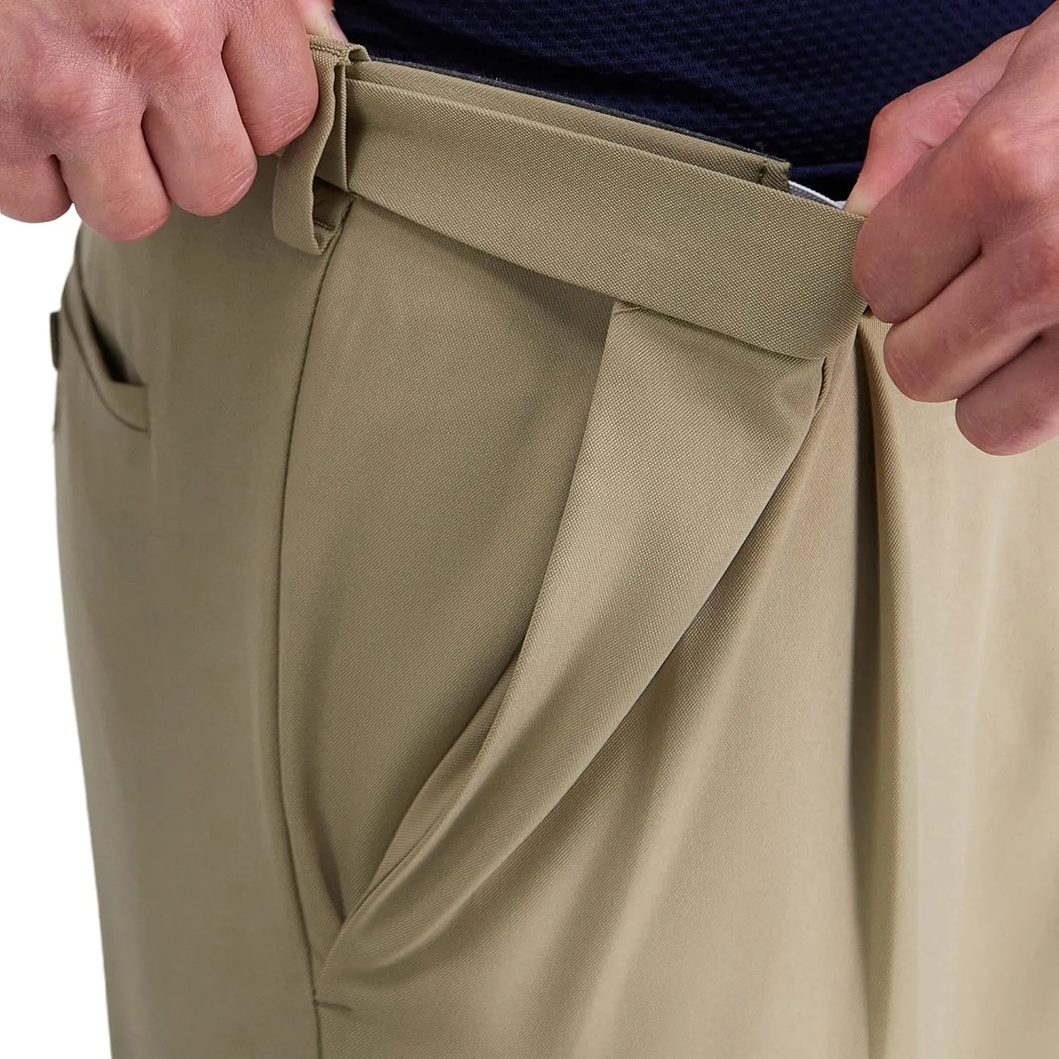 Haggar Men's Cool 18 Pro Classic Fit Pleat Front Dress Casual Stretch Golf Pant (Regular and Big & Tall Sizes)